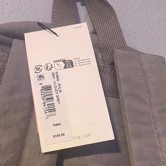 Kipling Backpack with monkey key chain - Picture 4 of 4